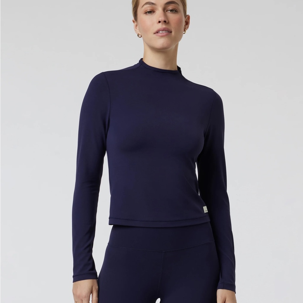 Mock turtle long sleeved crop fitness top